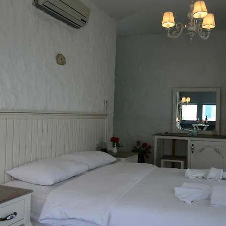 Mina Hotel